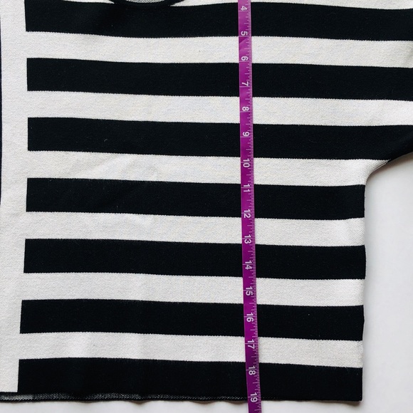 SALE! Theory Striped Dolman Top - Picture 6 of 6